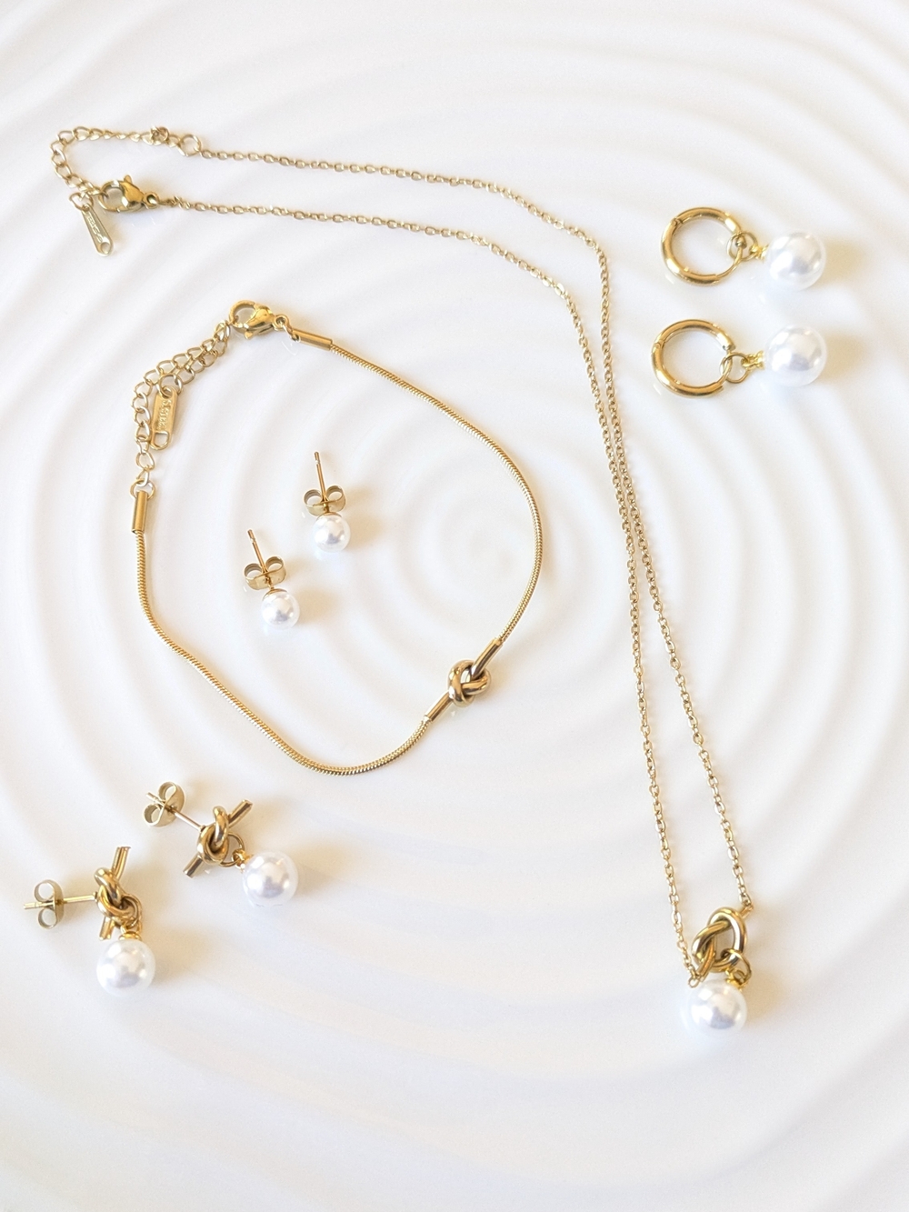 New 18k Gold Plated Pearl Knot 5-piece Jewelry Set Tarnish-free Waterproof